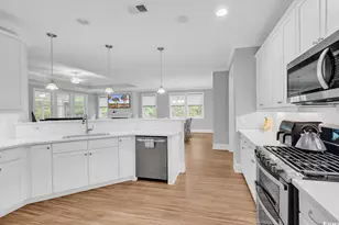 445 Wakefield Ct, Murrells Inlet, SC 29576 - Photo 17