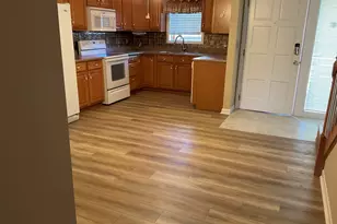 305 S 21st Ave S, Myrtle Beach, SC 29577 - Photo 3