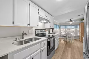 6001 - 1585 S Kings Hwy, Myrtle Beach, SC 29575 - Photo 19