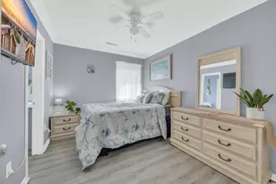 815 N Waccamaw Dr, Garden City, SC 29576 - Photo 23