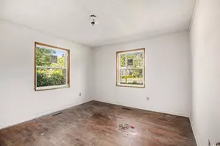 307 E Lloyd St, Mullins, SC 29574 - Photo 15