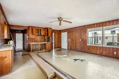 307 E Lloyd St., Mullins, SC 29574 - Photo 5