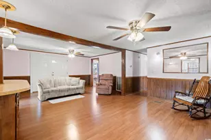 4422 Grady Rd, Mullins, SC 29574 - Photo 5