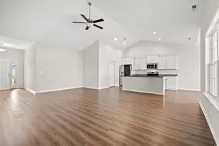 457 Hayloft Cir, Conway, SC 29526 - Photo 5