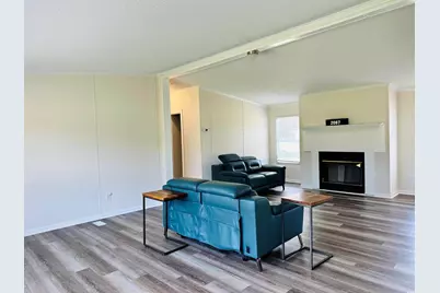 2067 Willow Creek Rd, Effingham, SC 29541 - Photo 21