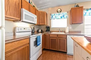 404 Chesterfield Ct, Myrtle Beach, SC 29577 - Photo 9