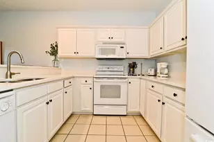 1058 Sea Mountain Hwy, North Myrtle Beach, SC 29582 - Photo 9