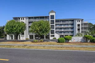 305 Hillside Dr N, North Myrtle Beach, SC 29582 - Photo 33