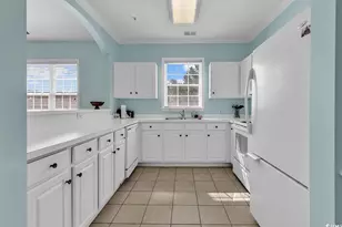 6015 Catalina Dr, North Myrtle Beach, SC 29582 - Photo 3