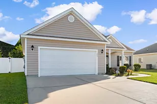 253 Maple Oak Dr, Conway, SC 29526 - Photo 3