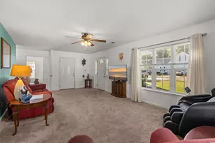 4394 Triangle St, Loris, SC 29569 - Photo 7