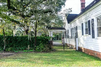 309 Kelly St, Kingstree, SC 29556 - Photo 21