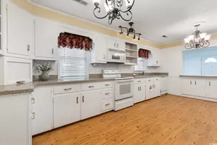 109 W Hickory St, Andrews, SC 29510 - Photo 9