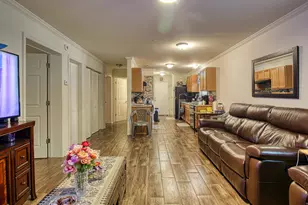 215 W James St, Mullins, SC 29574 - Photo 3