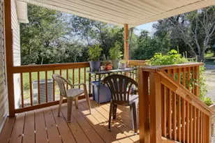 215 W James St, Mullins, SC 29574 - Photo 17