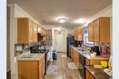 215 W James St., Mullins, SC 29574 - Photo 7