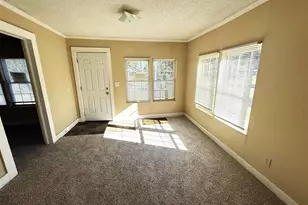 319 Scott St, Lake City, SC 29560 - Photo 5