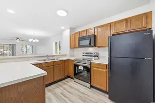 712 Dogwood Dr S, Surfside Beach, SC 29575 - Photo 5