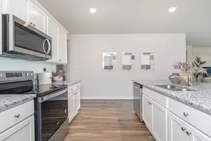 359 Skyward St, Myrtle Beach, SC 29588 - Photo 5