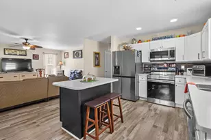 305 Woodrow St, Tabor City, NC 28463 - Photo 17