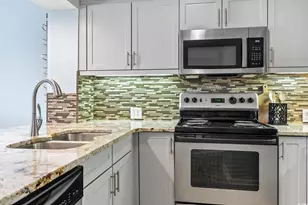 410 Melrose Pl, Myrtle Beach, SC 29572 - Photo 5