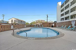 912 N Waccamaw Dr, Garden City, SC 29576 - Photo 25