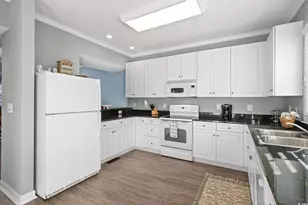 601 Hillside Dr N, North Myrtle Beach, SC 29582 - Photo 17