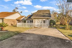 506 Garden Dr, Myrtle Beach, SC 29575 - Photo 1