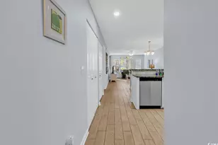 390 Pinehurst Ln, Pawleys Island, SC 29585 - Photo 3