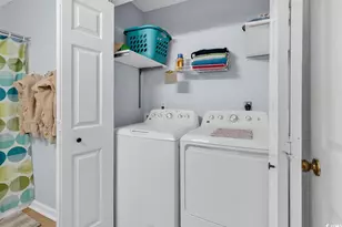 390 Pinehurst Ln, Pawleys Island, SC 29585 - Photo 17