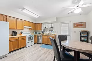1509 Madison Dr, North Myrtle Beach, SC 29582 - Photo 5