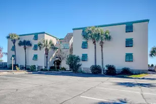 105 S Ocean Blvd, North Myrtle Beach, SC 29582 - Photo 1