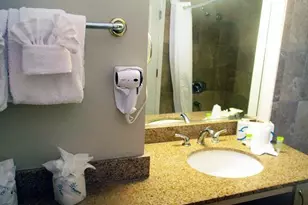 201 S Ocean Blvd, Myrtle Beach, SC 29577 - Photo 17