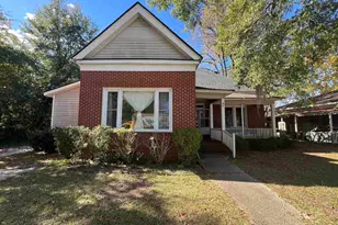 110 Gordon St, Kingstree, SC 29556 - Photo 1