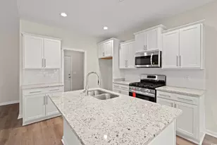 1000 Woodside Dr, Conway, SC 29526 - Photo 5
