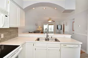 4622 Greenbriar Dr, Little River, SC 29566 - Photo 5