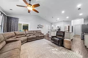 136 Parmelee Dr, Murrells Inlet, SC 29576 - Photo 13