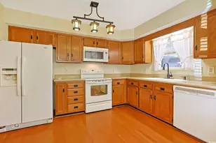 123 Hickory Dr, Conway, SC 29526 - Photo 9