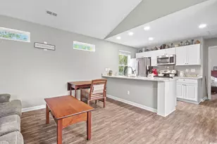 610 Bayview Dr, Georgetown, SC 29440 - Photo 5