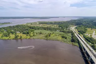 610 Bayview Dr, Georgetown, SC 29440 - Photo 27