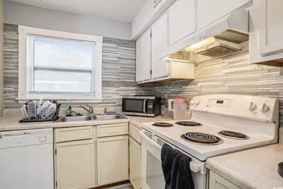 601 38th Ave. N #E2, Myrtle Beach, SC 29577 - Photo 9