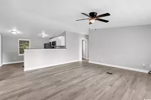 827 White Sand Ct, Murrells Inlet, SC 29576 - Photo 3