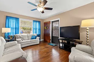 324 Edgewood Cir, Conway, SC 29527 - Photo 5