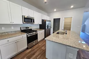 805 Wapama St, Little River, SC 29566 - Photo 5