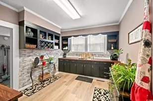 222 E Wine St, Mullins, SC 29574 - Photo 17