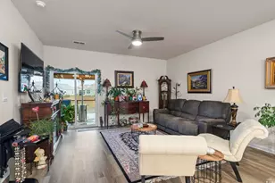 327 Vaccaro Dr, Myrtle Beach, SC 29588 - Photo 17