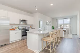 592 Duvall St, James Island, SC 29568 - Photo 7