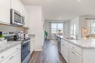 592 Duvall St, James Island, SC 29568 - Photo 5