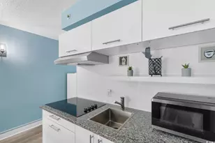 1207 S Ocean Blvd, Myrtle Beach, SC 29577 - Photo 7