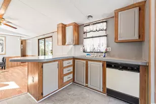 25 Crooked Island Cir, Murrells Inlet, SC 29576 - Photo 13